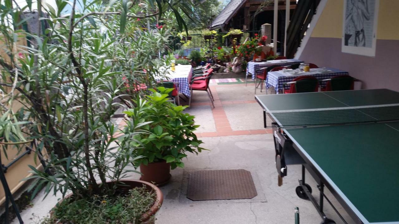 Apartmaji Stari Kovac Bovec Exteriör bild