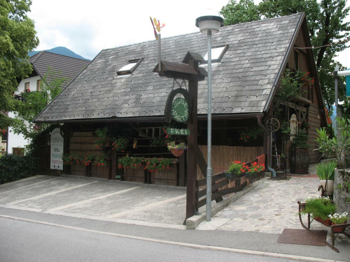 Apartmaji Stari Kovac Bovec Exteriör bild