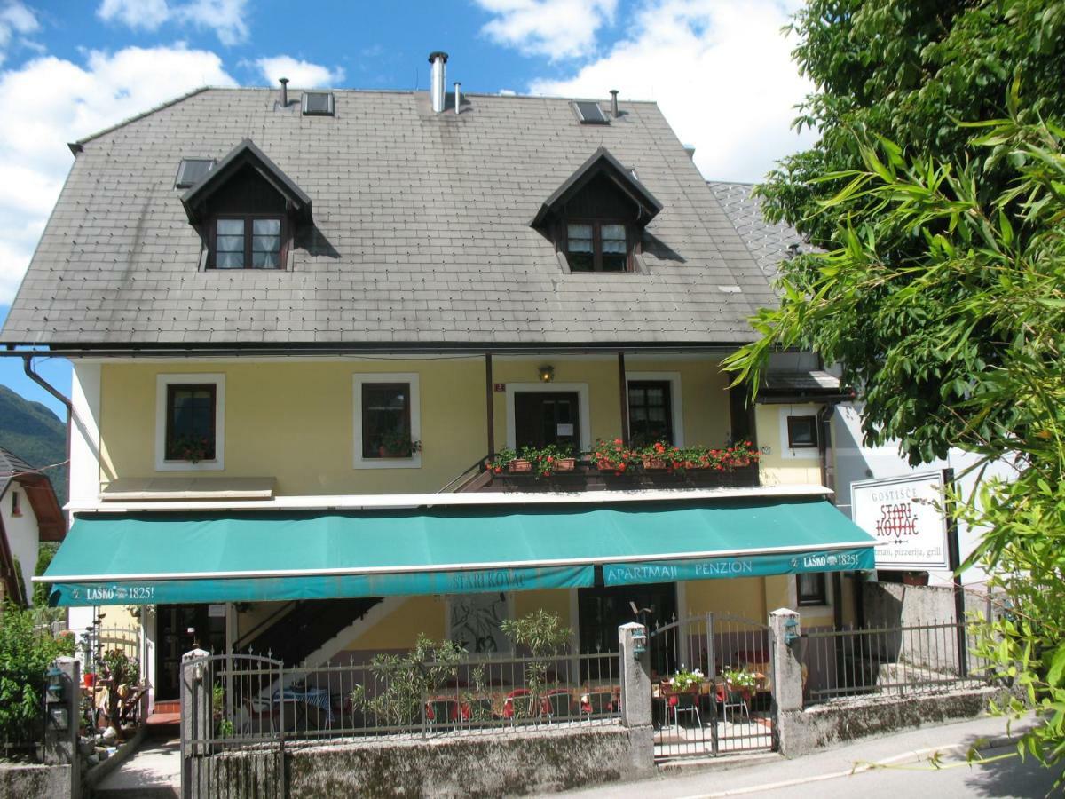Apartmaji Stari Kovac Bovec Exteriör bild